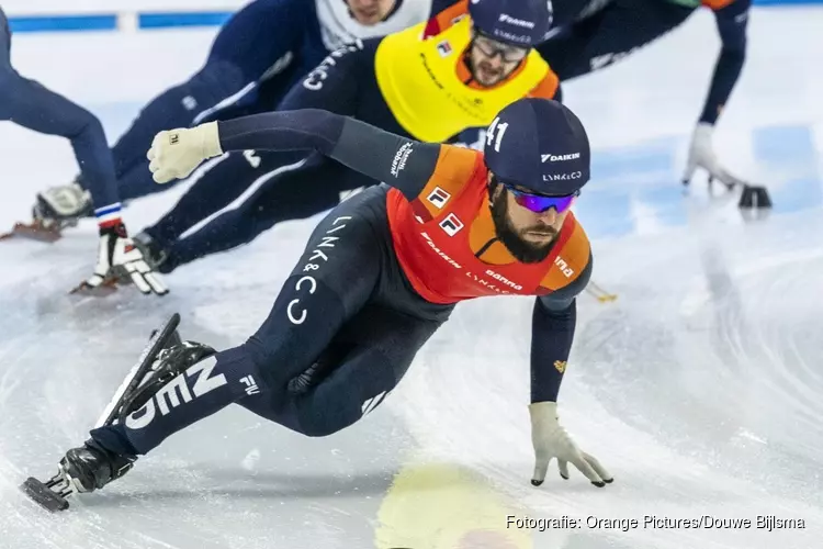 Sjinkie Knegt wint voor het eerst wedstrijd na ongeluk met houtkachel