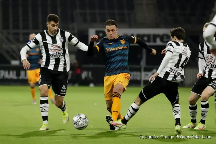 SC Heerenveen de gelukkigste in duel met Heracles Almelo